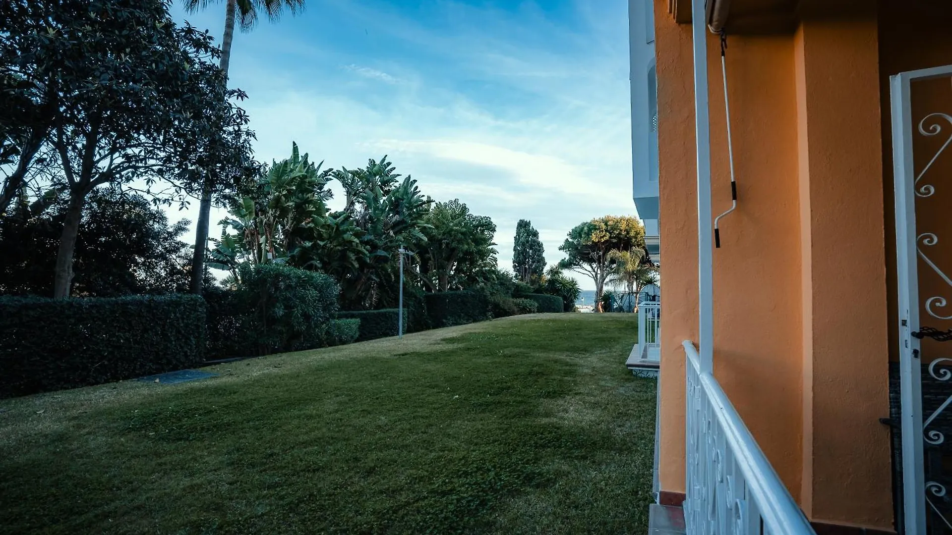 מארבלה First Sea Line Puerto Banus 2 Bedrooms Apartment In A Private Residential Complex ספרד